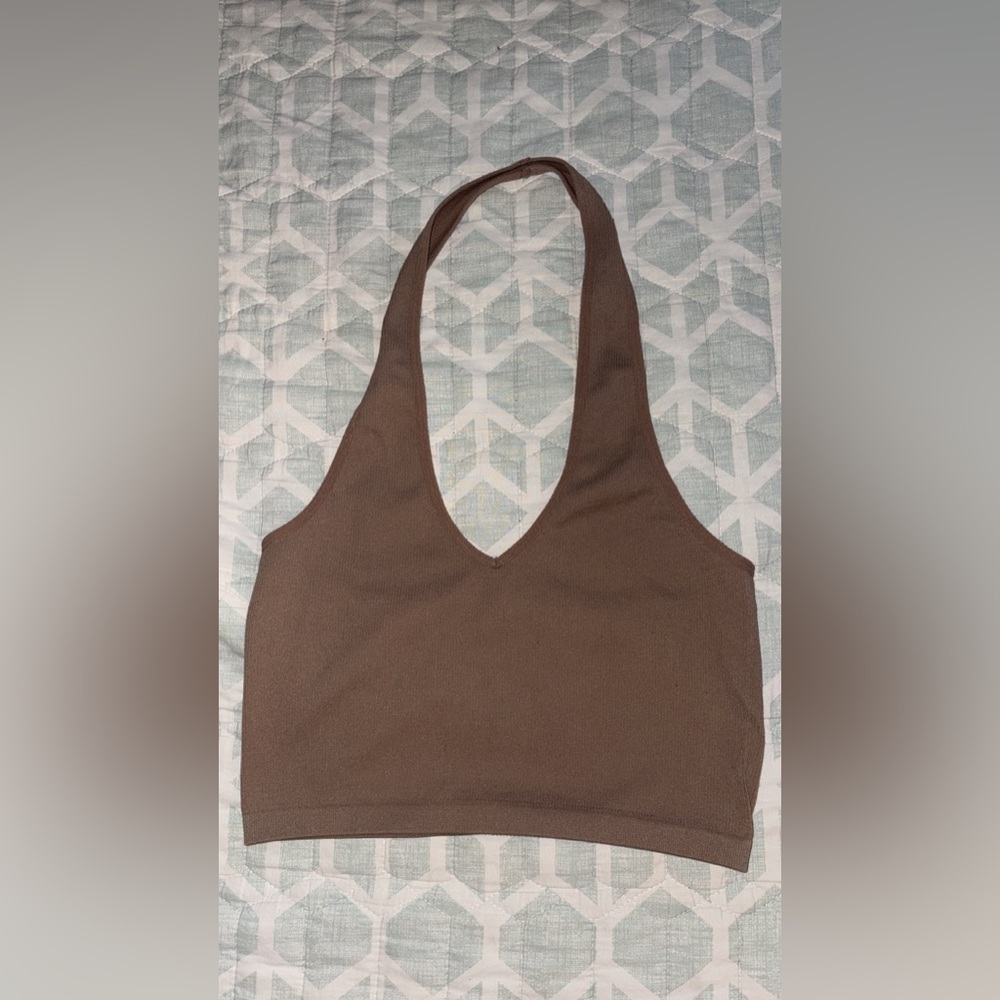 Bozzolo Tan V-Neck Crop Top